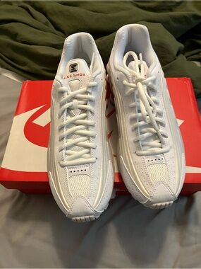 Nike Shox Men's Athletic Sneakers - White